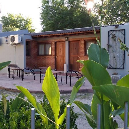 Cabanas Bosques Del Centro Mina Clavero Exterior photo