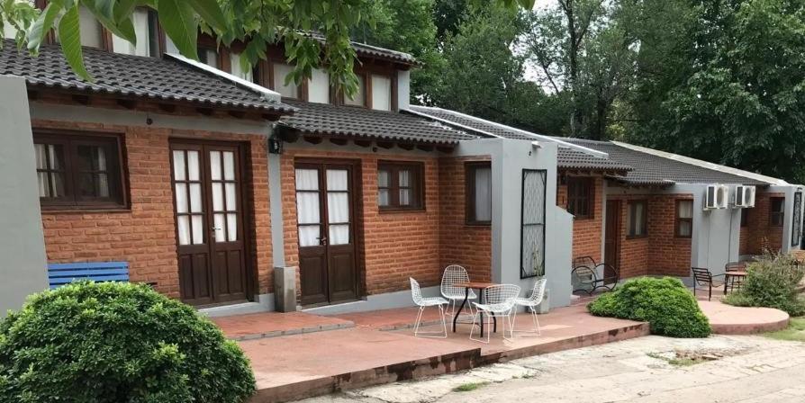 Cabanas Bosques Del Centro Mina Clavero Exterior photo