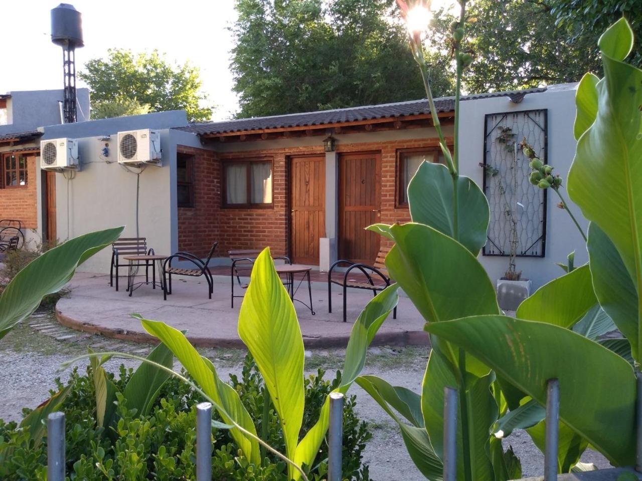 Cabanas Bosques Del Centro Mina Clavero Exterior photo
